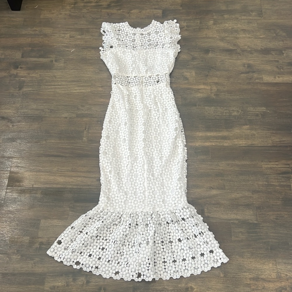 PRINCESS POLLY DRESS - Picture 3 of 11